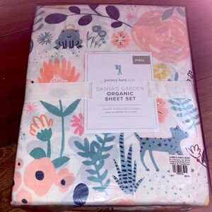Pottery Barn Kids  Sasha’s Gardesn organic Sheet Set